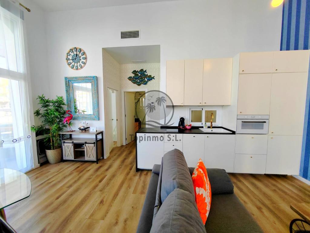 Luxury ground floor apartment in the marina - Apartment