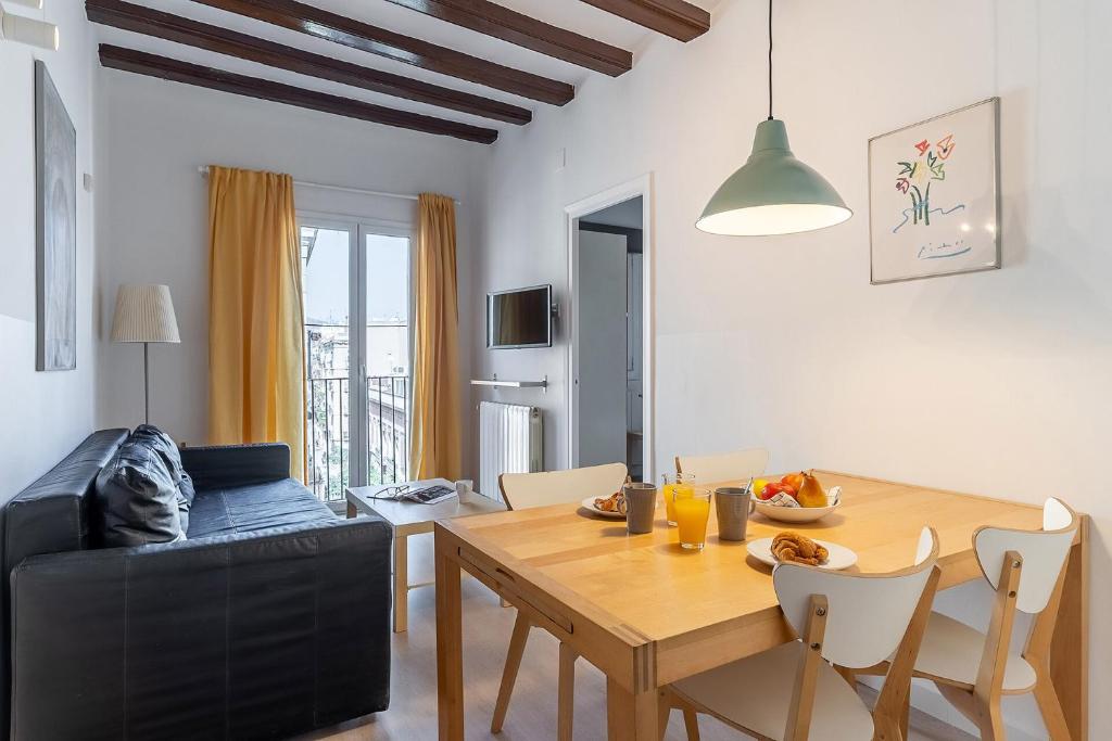 4071 - AB Centric Apartment in Raval