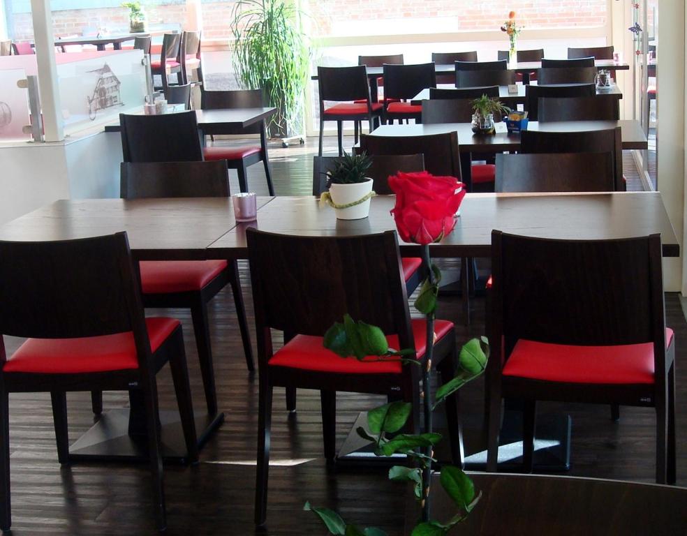 Restaurace v ubytování Hotel Gasthof Kreuz