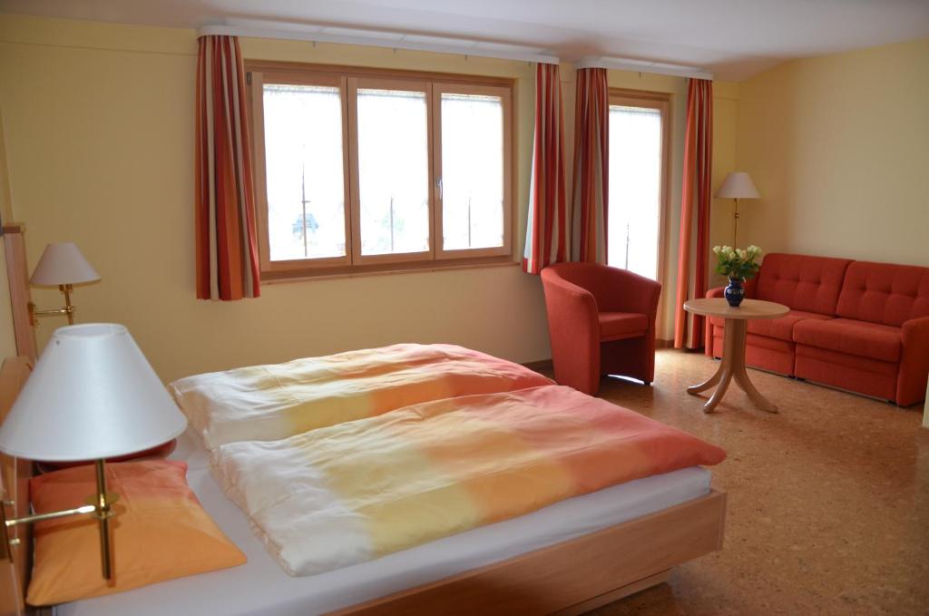 Posezení v ubytování Hotel Gasthof Kreuz