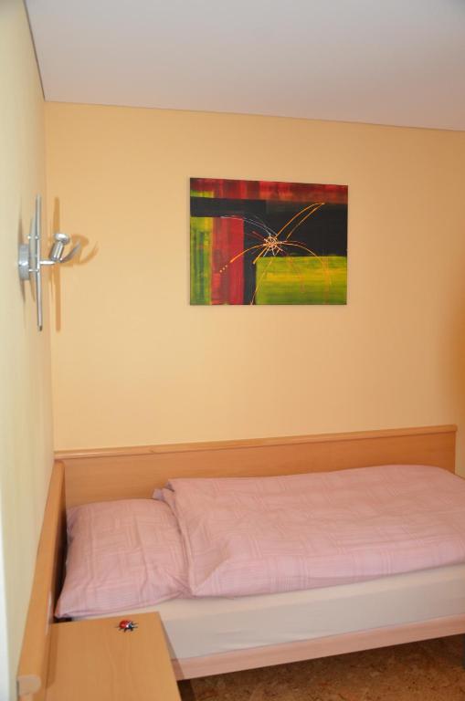 Postel nebo postele na pokoji v ubytování Hotel Gasthof Kreuz
