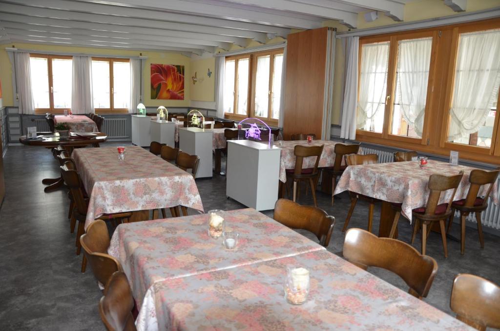 Posezení v ubytování Hotel Gasthof Kreuz