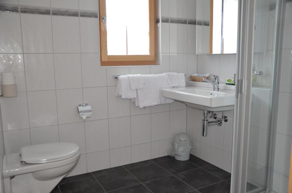 Koupelna v ubytování Hotel Gasthof Kreuz