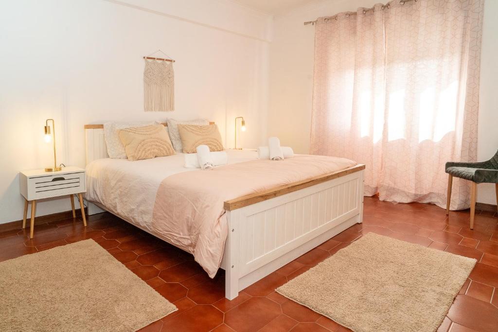 DolcePlace - Apartment near the Beach with Balcony & Sea View