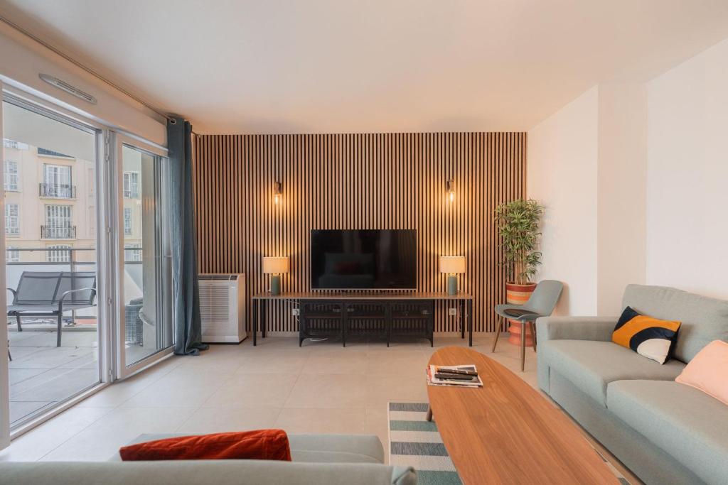 Magnifique 2BR - Port Nice