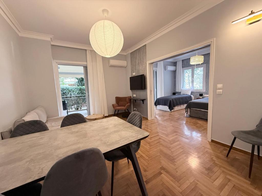 Solvy Areos Seaside Suite - Direct to Airport & City Center & Piraeus Port