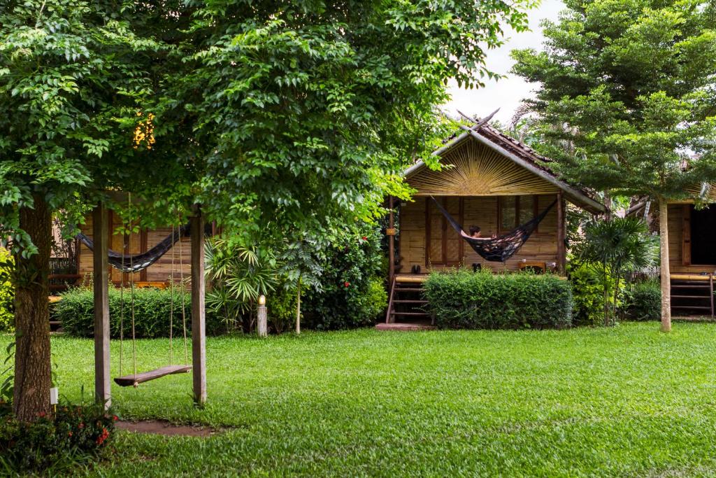 Zahrada ubytování Pai Country Hut