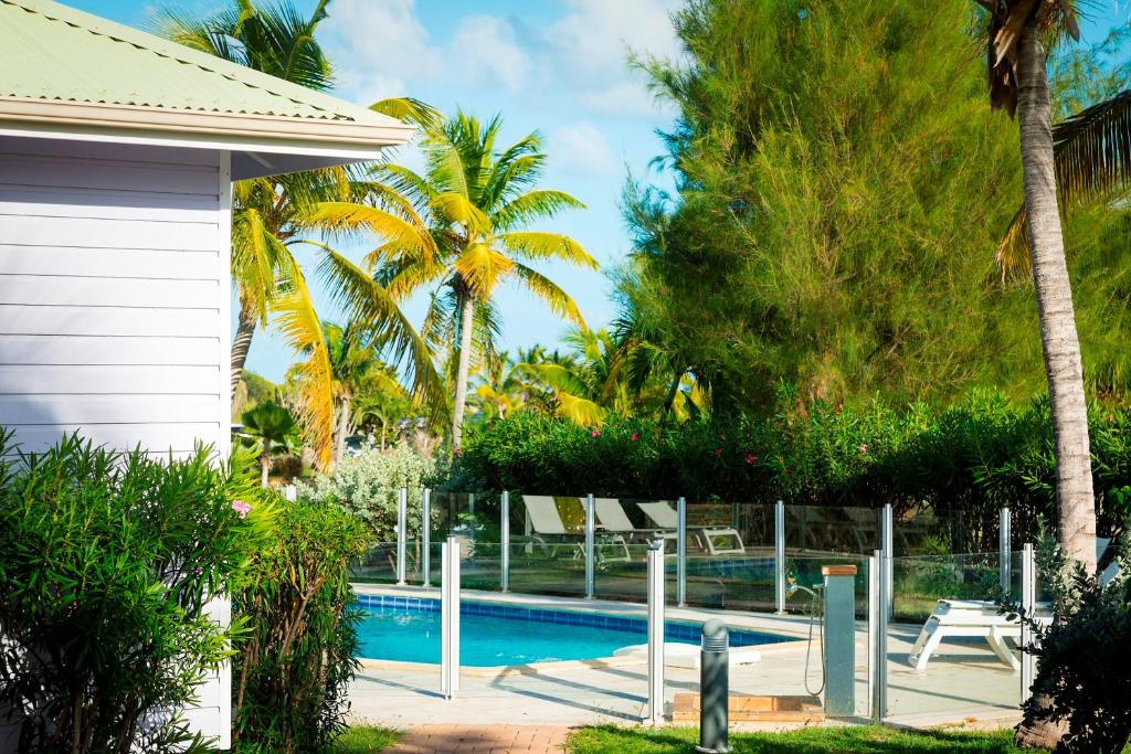 Bassein majutusasutuses Esmeralda Resort - Orient Bay või selle lähedal