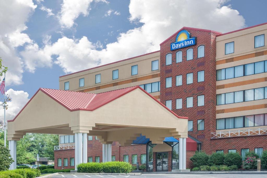 a rendering of the front of a hotel at Days Inn by Wyndham Gettysburg in Gettysburg