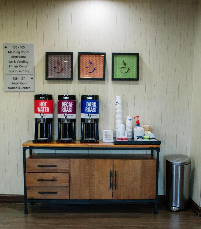 Hampton Inn & Suites Blythe, CA photo