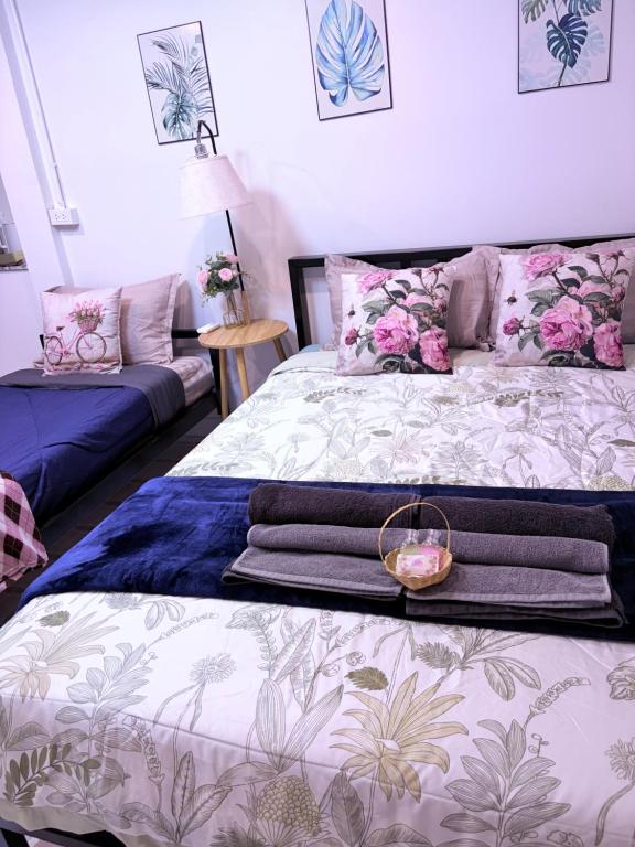 Pion Hotel Ayutthaya - Triple Room