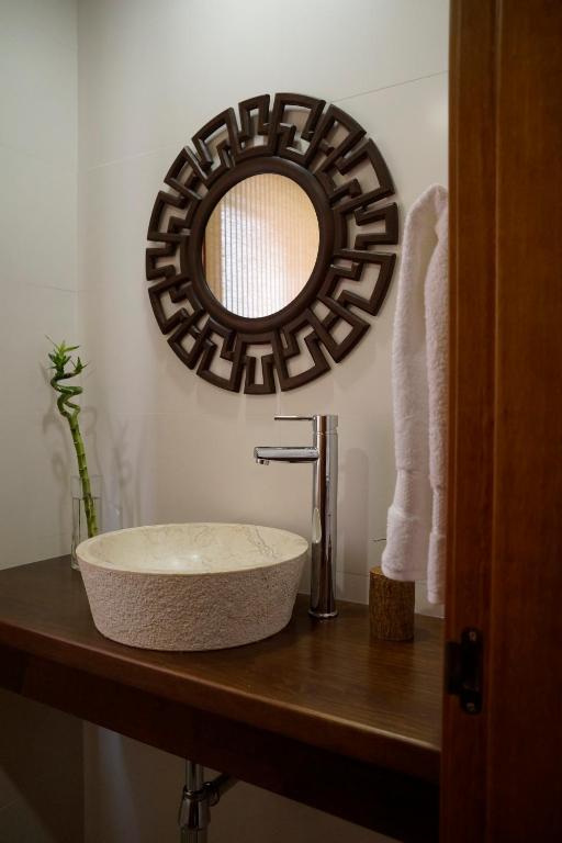 Un baño de Casas de Valois