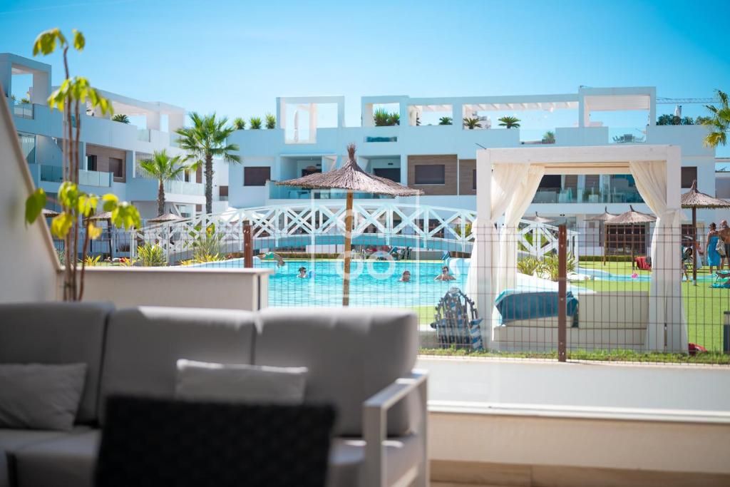 Laguna Beach Ground-Floor Garden Suite, with two private terraces, by OYOOSTAYS