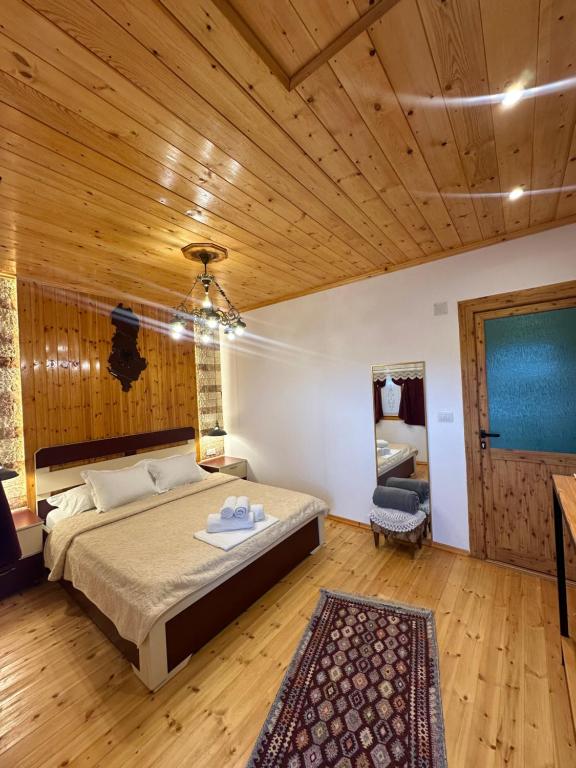 Mani Guest House - Double Room With Garden View