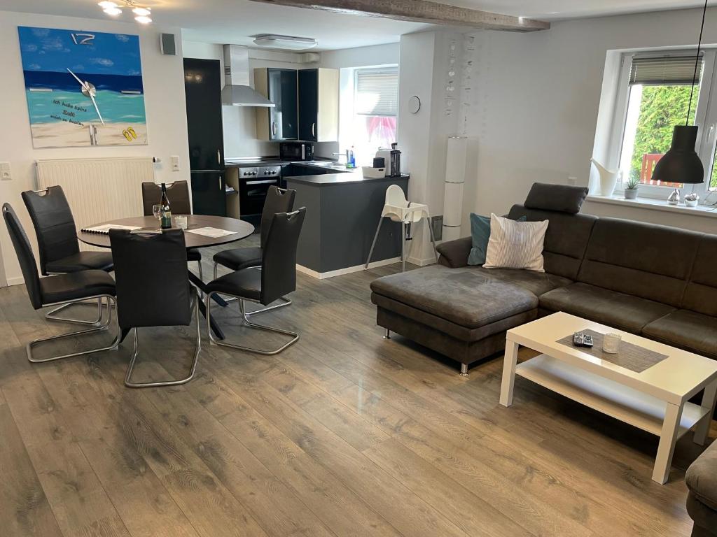 Ferienhaus Loreleytraum, Wohnung Erdgeschoss - Housity