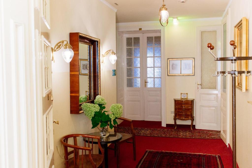 Boutique Hotel Nossek - Resim 33