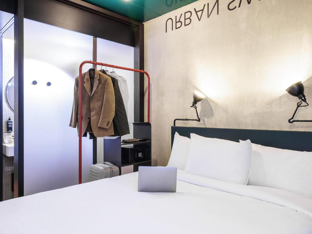 ibis Styles Bern City photo