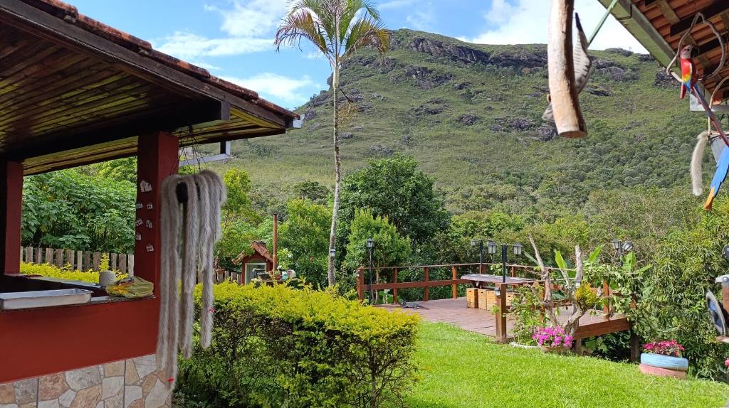 a house with a view of a mountain at Chalé da Ana in Ouro Preto