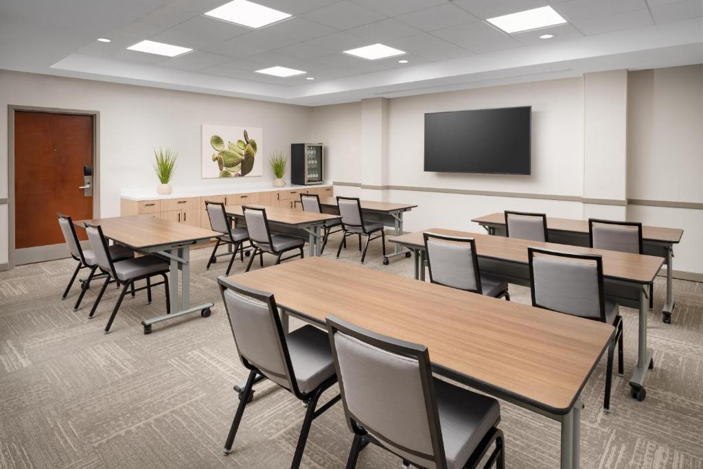 Hyatt Place Scottsdale/Old Town photo