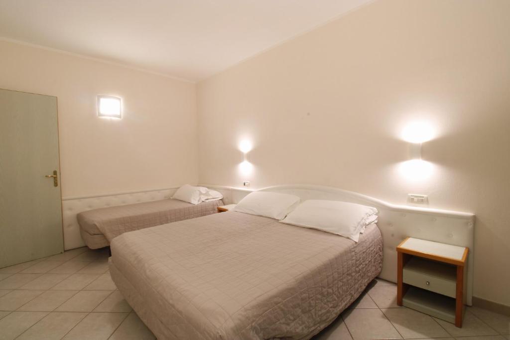 Hotel Residence Imperial - Apartamento De 2 Dormitorios Frente Al Mar