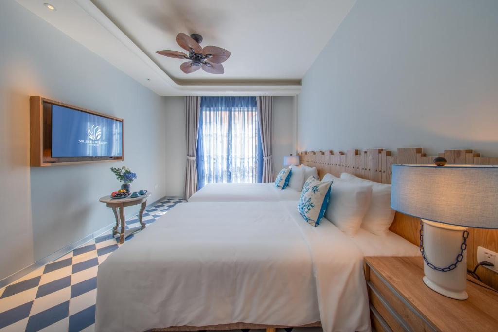 Phòng Deluxe Giường Đôi/2 Giường Đơn Nhìn Ra Núi