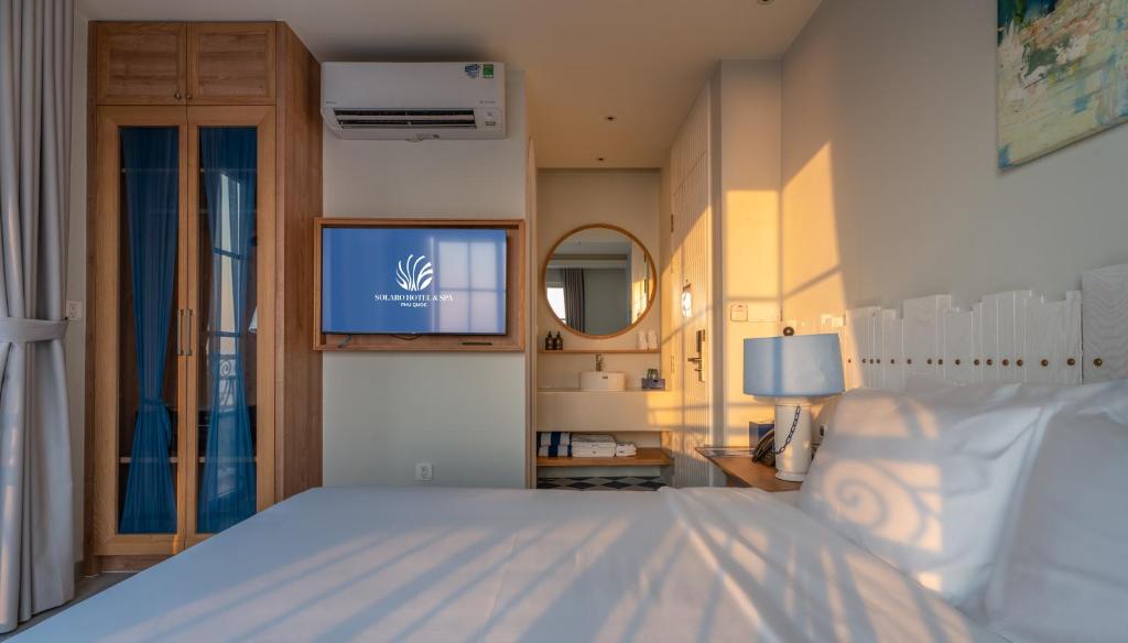 Five-Bedroom Premium Apartment