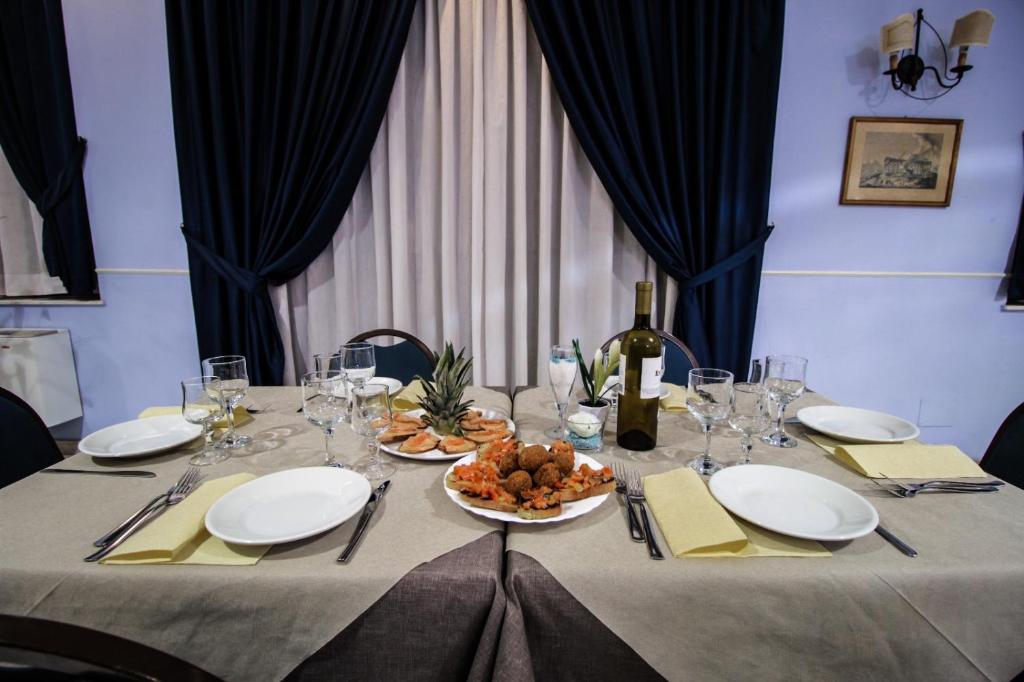 Miramare Hotel - Resim 17