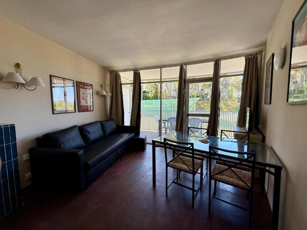 ApartEasy - 2bed with terrace next to the beach in Lloret