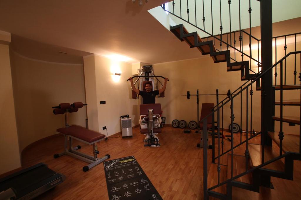 Fitness centrum a/nebo fitness zařízení v ubytování Hotel Gabbiano