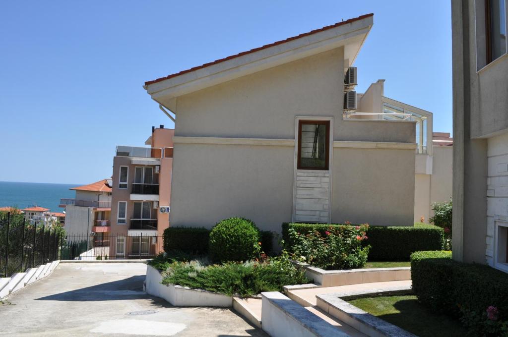 Nespecifikovaný výhled na moře nebo výhled na moře při pohledu z prázdninového domu