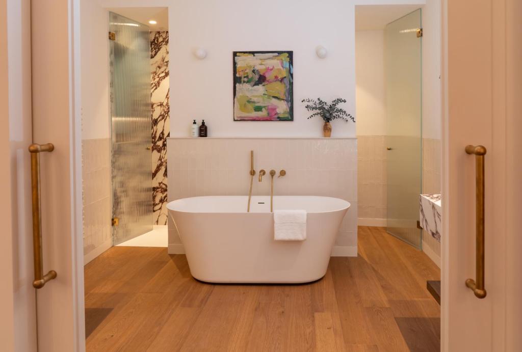 Casa Roca - Palma Old Town Wine Hotel 2