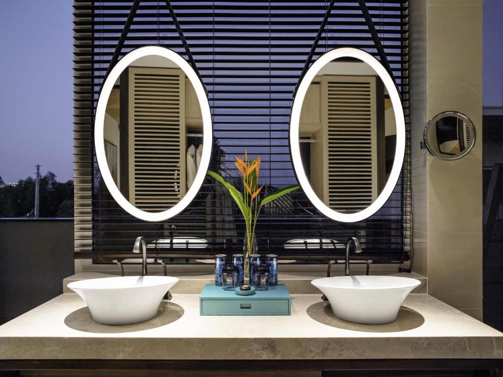 Cabana with King Bed and Pool Access - Executive Privilege Pass