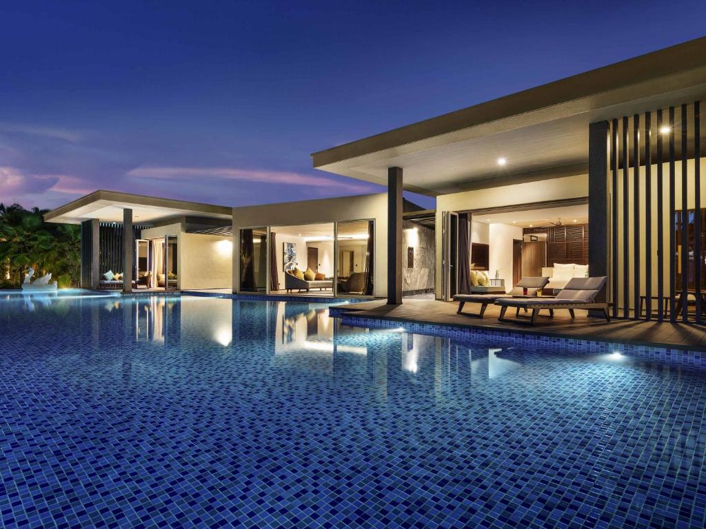 Two-Bedroom Pool Villa with Ocean View and Executive Privilege Pass