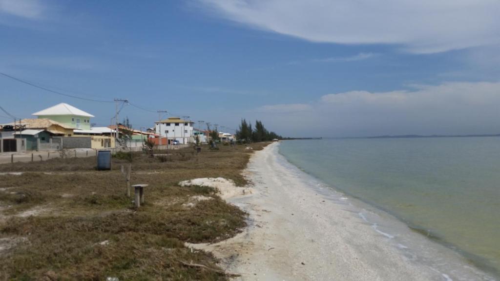  CASA DUPLEX - ARRAIAL DO CABO (Monte Alto)
