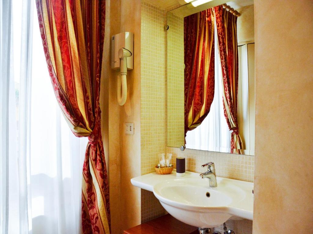 Vannituba majutusasutuses Hotel Labelle