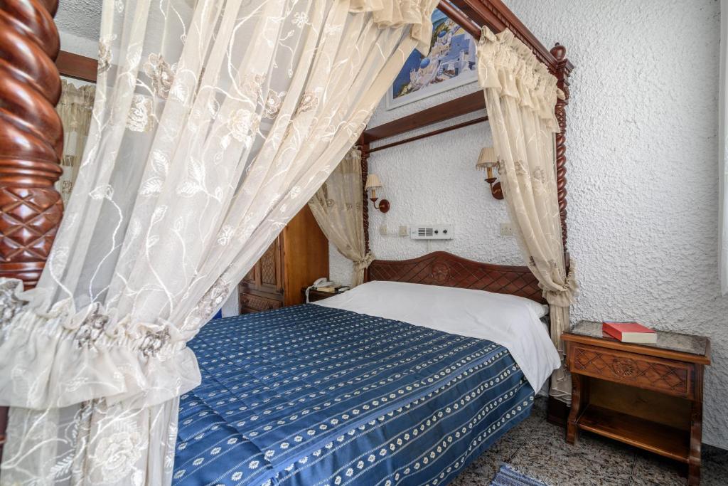 Hotel Porto Perissa - 19