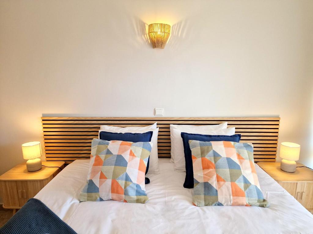 Blue Ocean View - Beach Walk, Sea View, Parking, AC