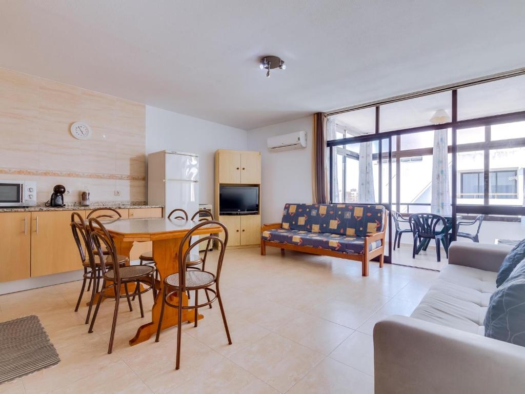 Seaside Accommodation, 100m from the Beach