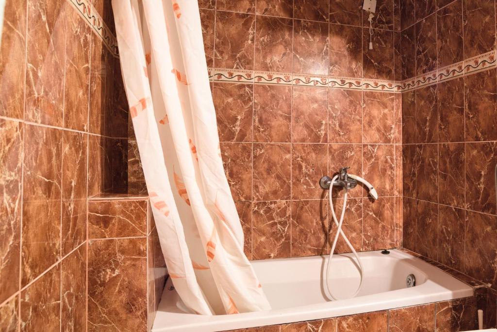 Hotel Porto Perissa - 11