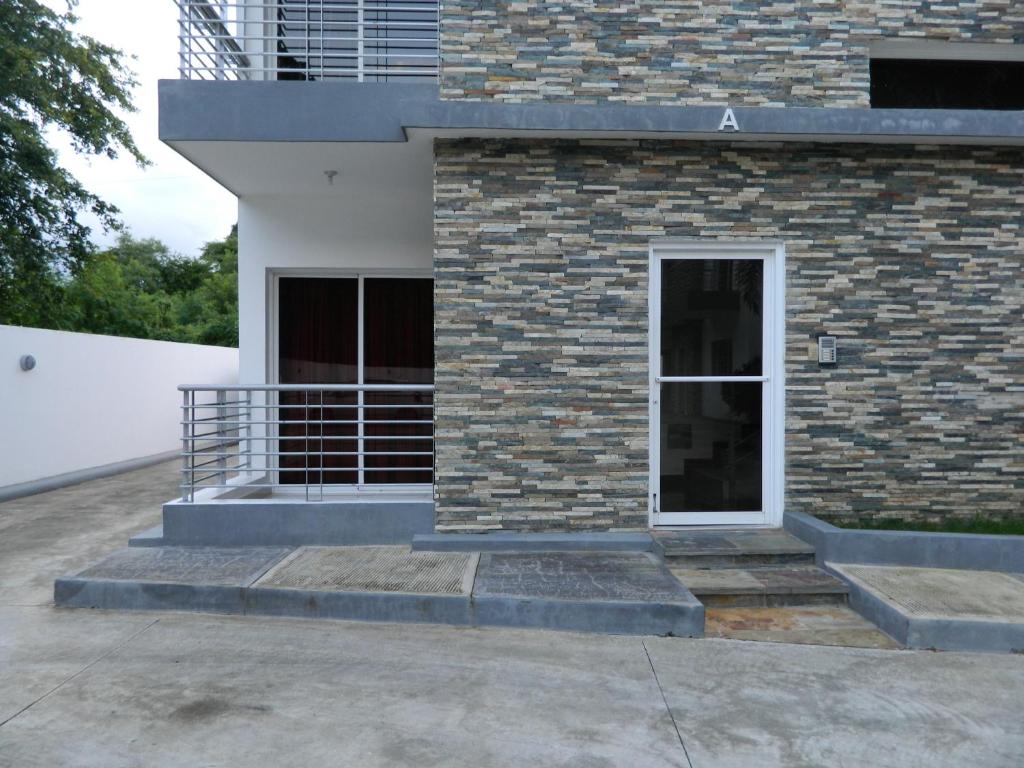 Residencial Vista Del Bosque - Appartement De Trois Chambres