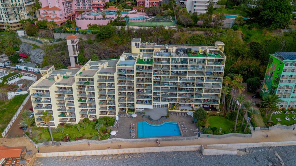 Hip Heaven Apartment on Beach