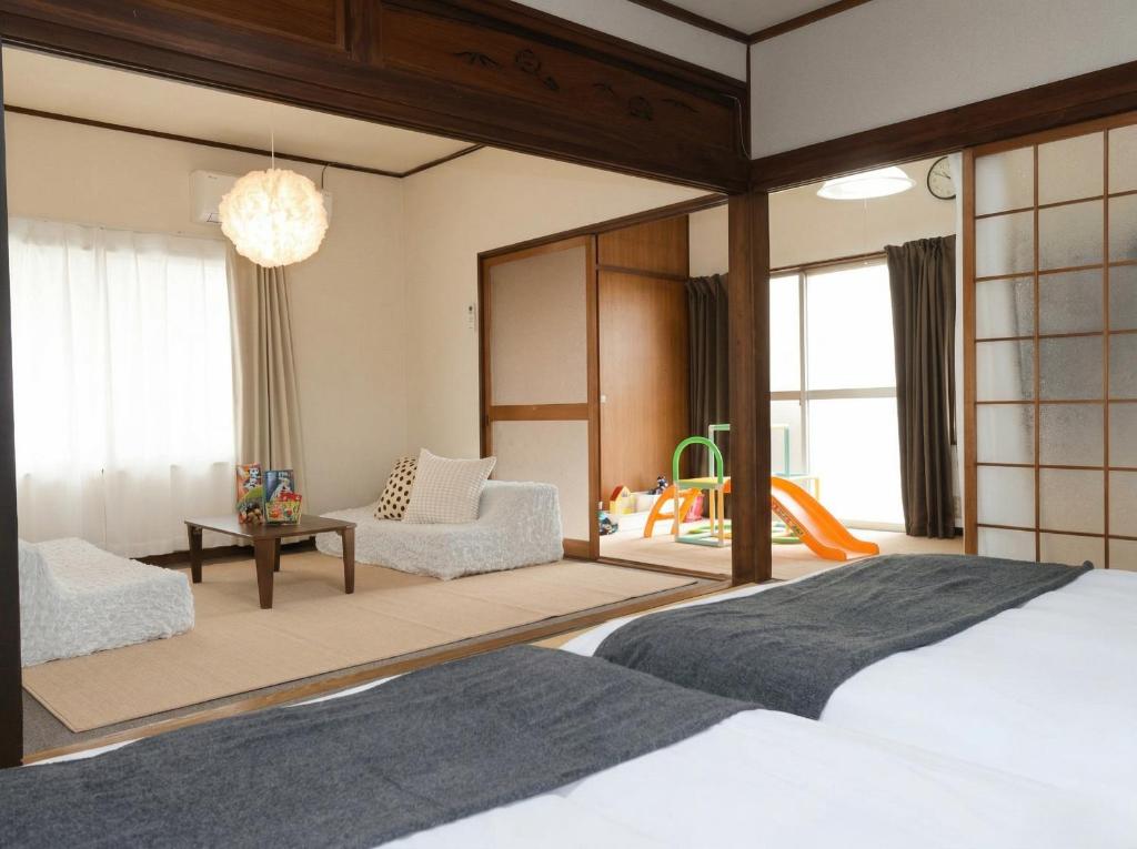 JAVA HOUSE NishitanabeーSpacious house,7Double Beds,2Line sta 4min