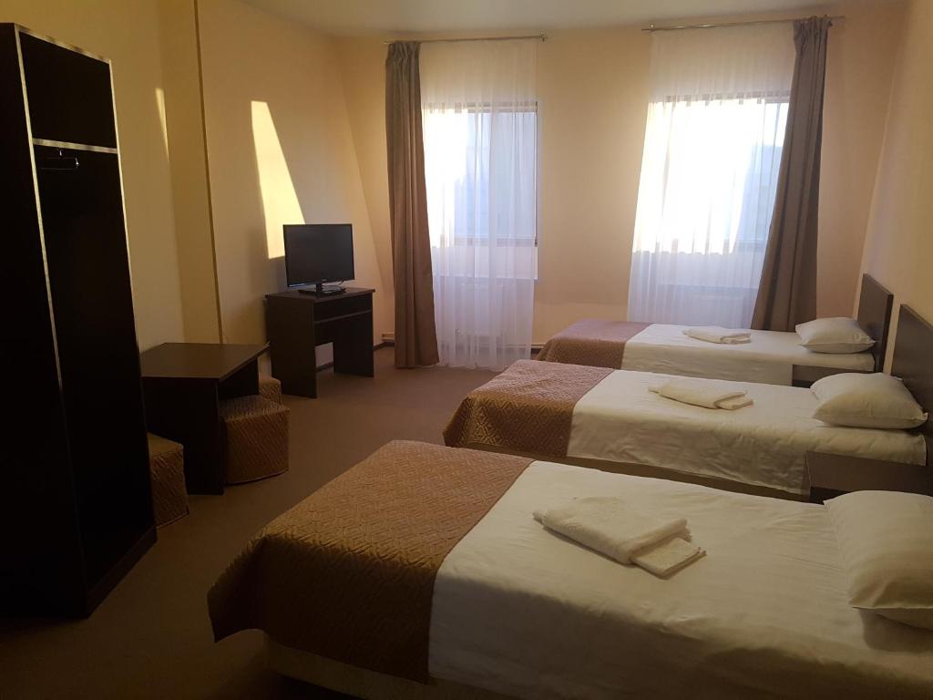 Hotel Kremlevsky - Habitación Familiar Con Ducha