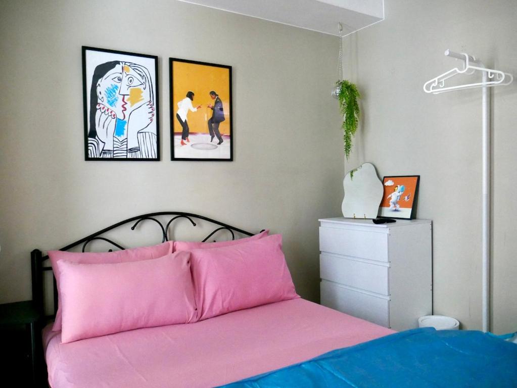 One Bedroom Unit for 3 - Salcedo Square near Trident, Manila (updated ...