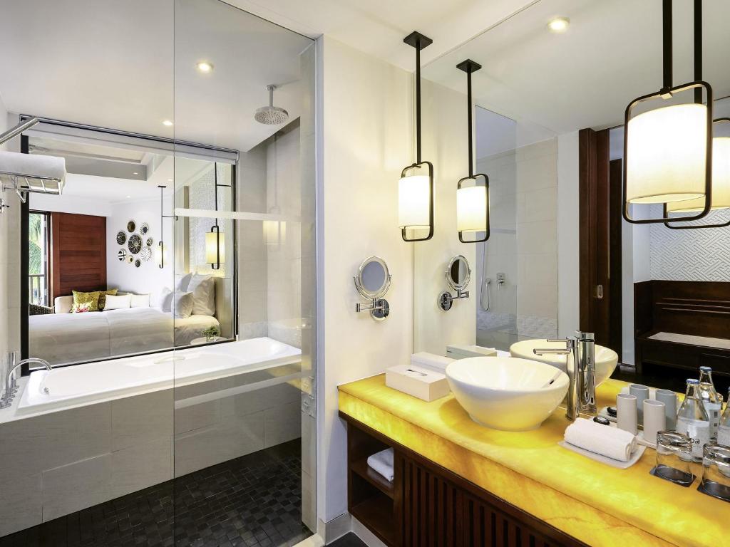 Phòng Deluxe có giường cỡ Queen Nhìn ra Đại dương