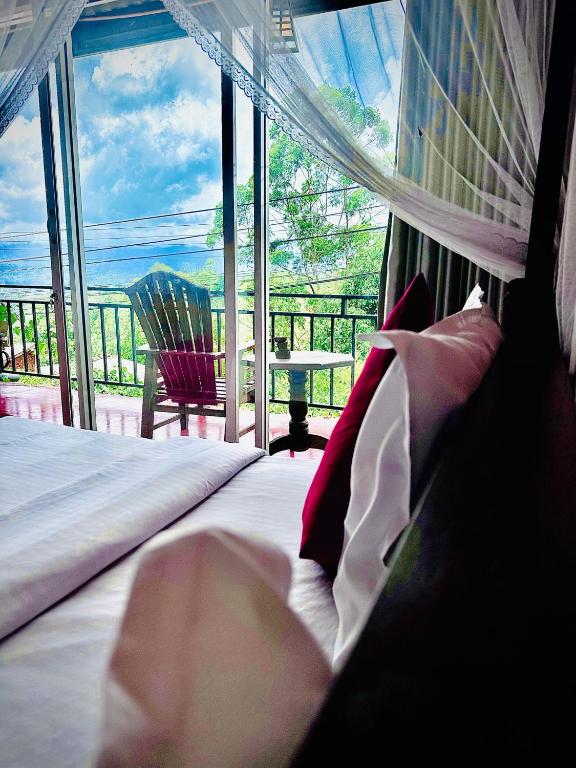 Ella Nature Life Guest & Restaurant -Free Pickup from Ella - Deluxe Doppelzimmer Mit Bergblick Und Balkon
