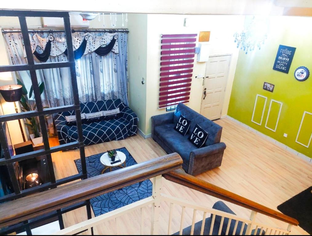 E&A Homestay KLIA/ Sepang/ Nilai