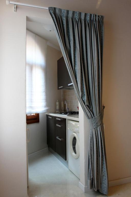 Sarai Apartments - 8