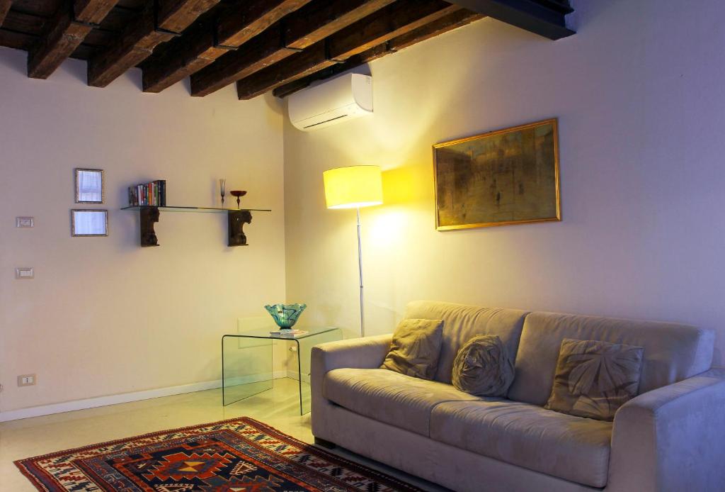 Sarai Apartments - 14