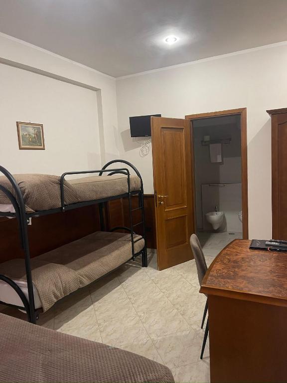 Il Castello - Classic Quadruple Room